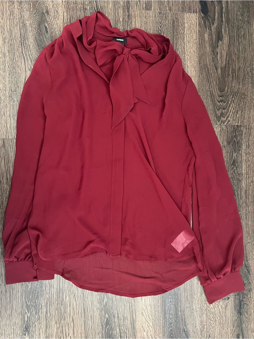 NWT Express Size S Burgundy Button-down Tie-Neck Top w/Matching V-neck Camisole